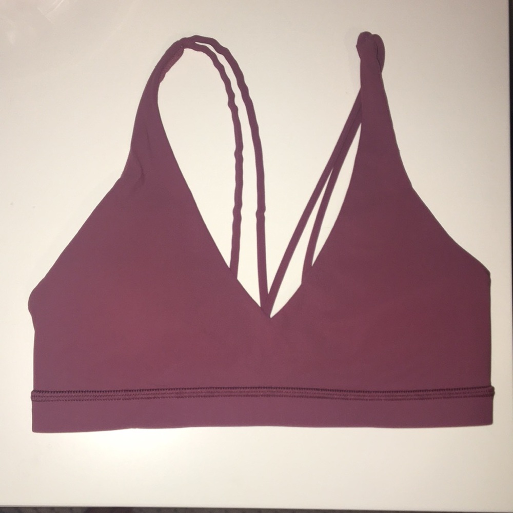 Lululemon mauve sports bra